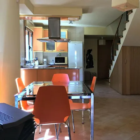 ヴィラ Apartment In Cangas Near Playa De Barra *