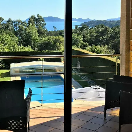 Apartment In Cangas Near Playa De Barra