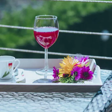 Apartment In Cangas Near Playa De Barra